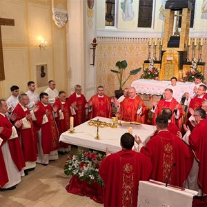 Preč. Tomica Šestak predvodio misno slavlje četvrtoga dana devetnice bl. Alojziju Stepincu u Krašiću